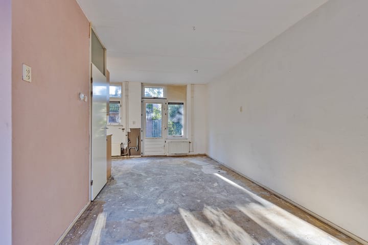 Foto 7 van Woerdes 43