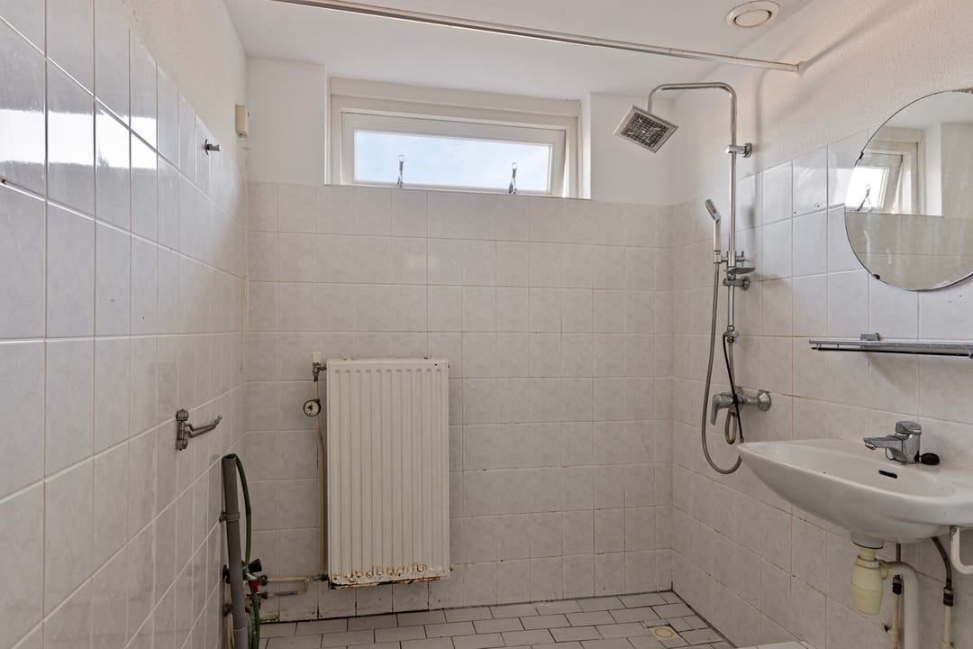 Photo 16 of Woerdes 43