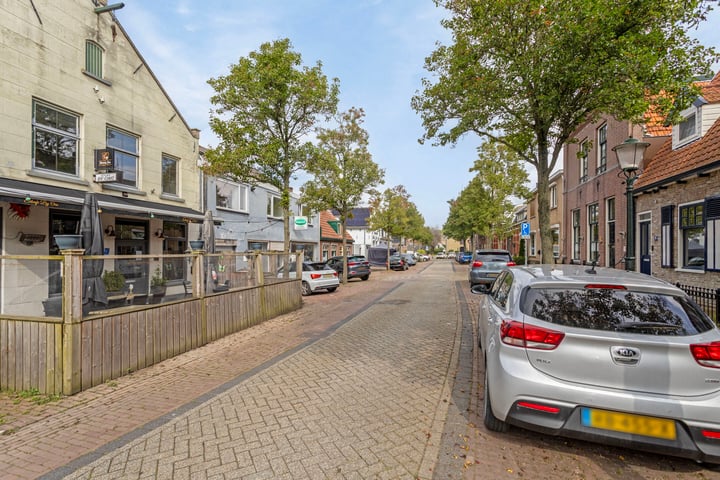 Bekijk foto 38 van Voorstraat 13