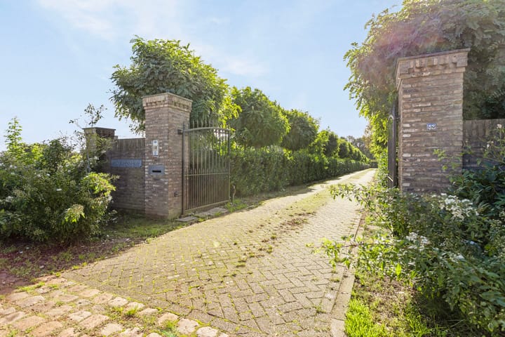 Photo 3 of Mgr Aertsstraat 52