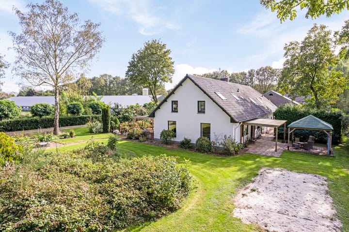 Photo 31 of Mgr Aertsstraat 52