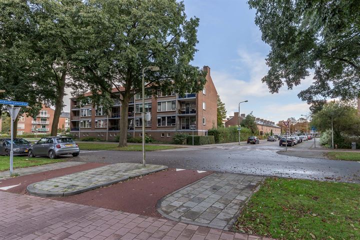 View photo 40 of Beethovenweg 13-C