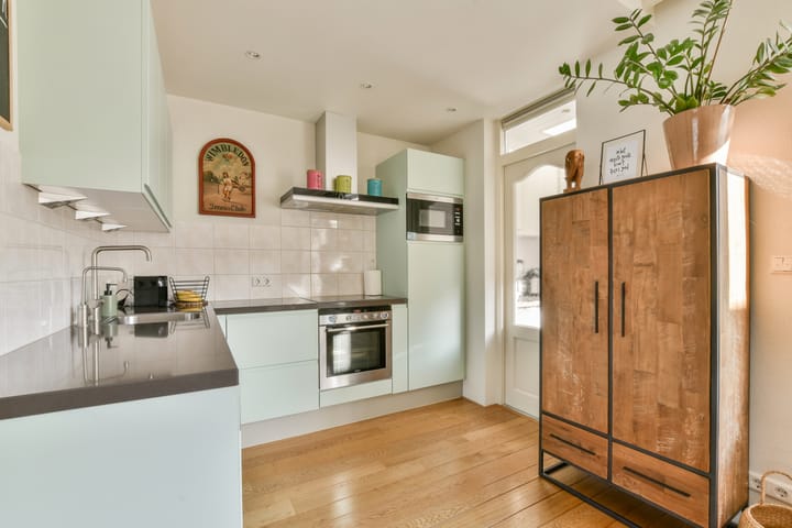 Foto 8 van Van Lyndenlaan 6