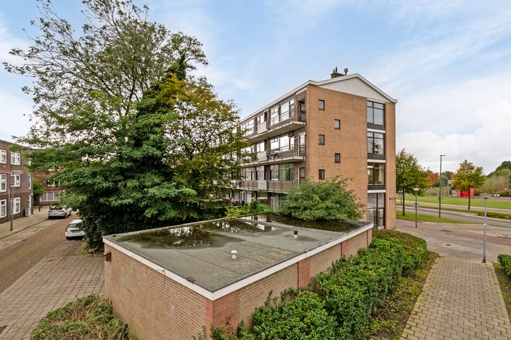 Foto 24 van Burgemeester Van Haarenlaan 1405