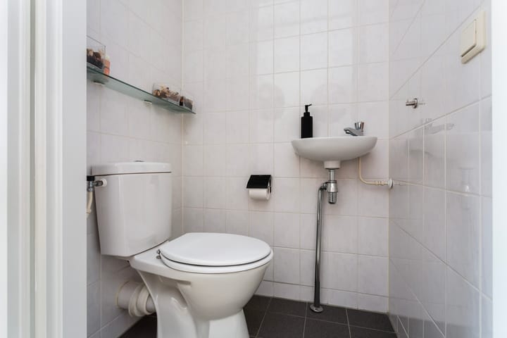 Foto 23 van Cor Kieboomplein 196