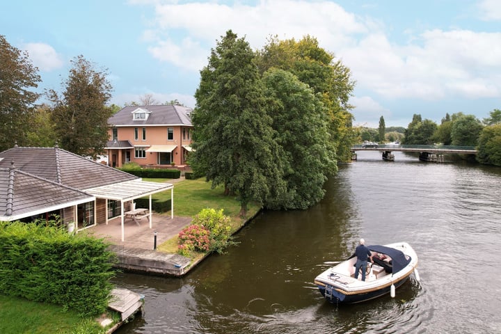 Bekijk foto 1 van Haarlemmertrekvaart 31