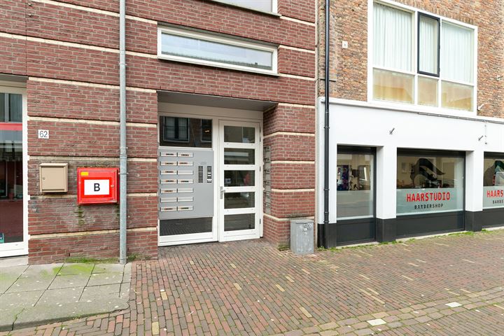 Bekijk foto 2 van Damstraat 42