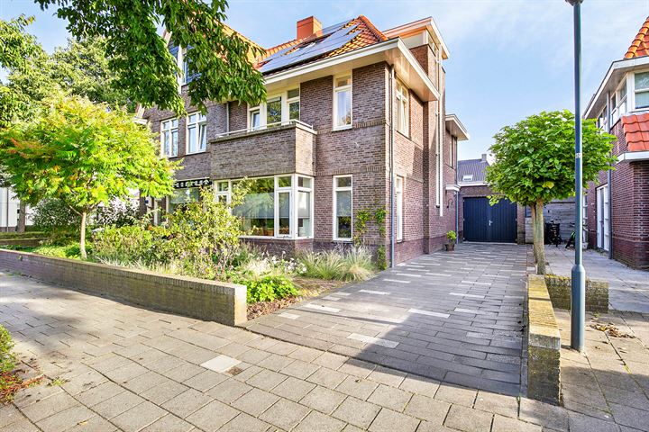 Bekijk foto 1 van Robert Johnsonstraat 41