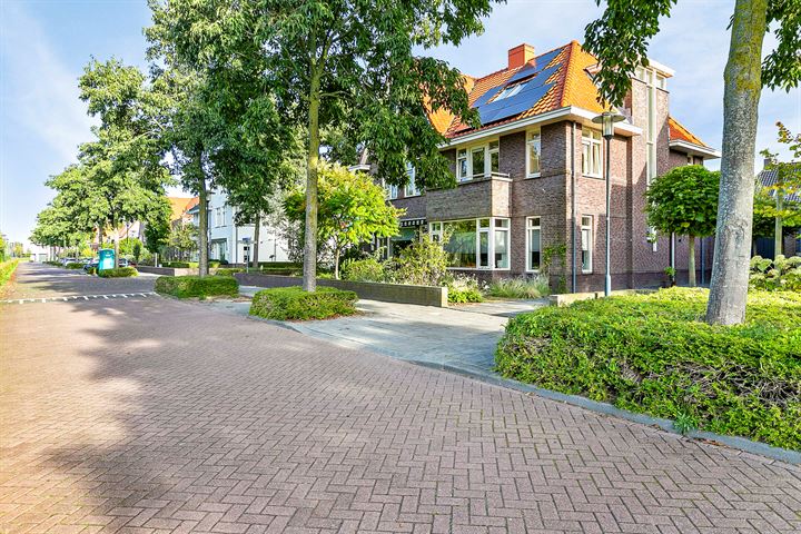 View photo 48 of Robert Johnsonstraat 41