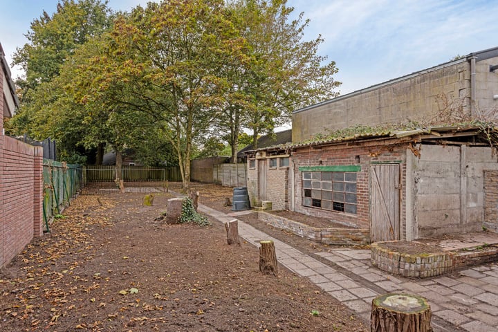 Bekijk foto 36 van Asterstraat 19