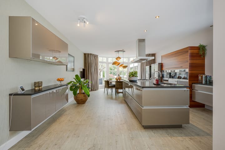 Photo 17 of Valkenburgseweg 17