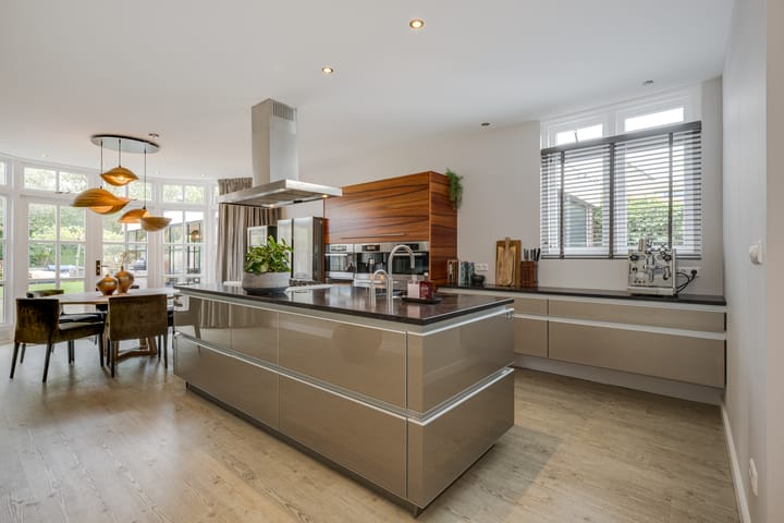 Photo 3 of Valkenburgseweg 17