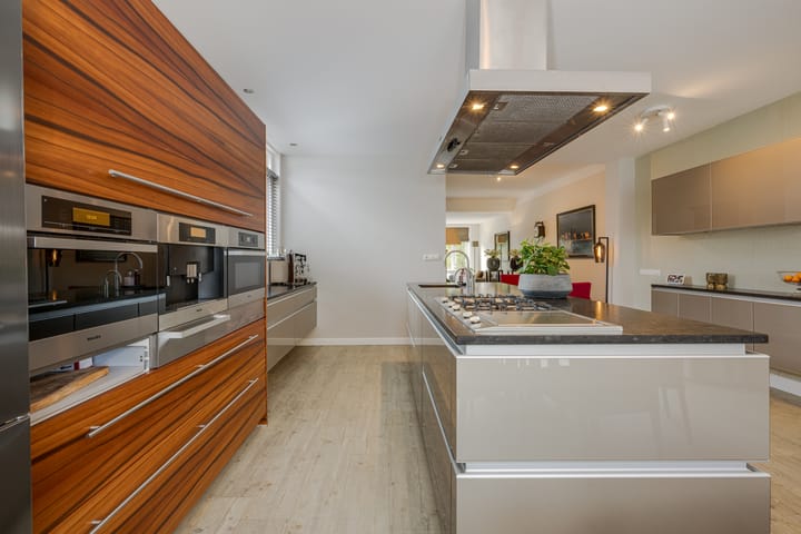 Photo 22 of Valkenburgseweg 17