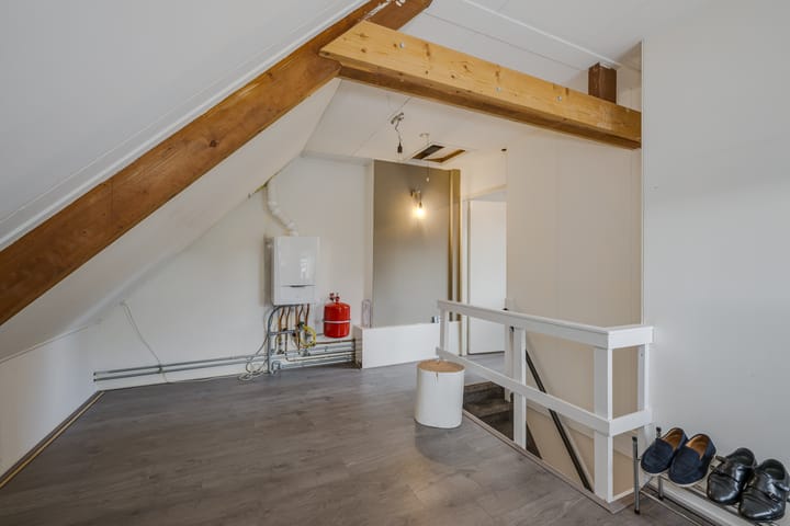 Photo 33 of Valkenburgseweg 17