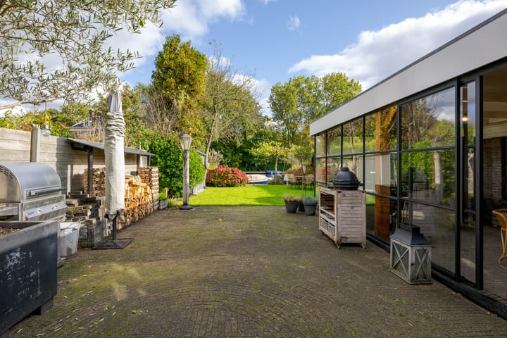 Photo 36 of Valkenburgseweg 17