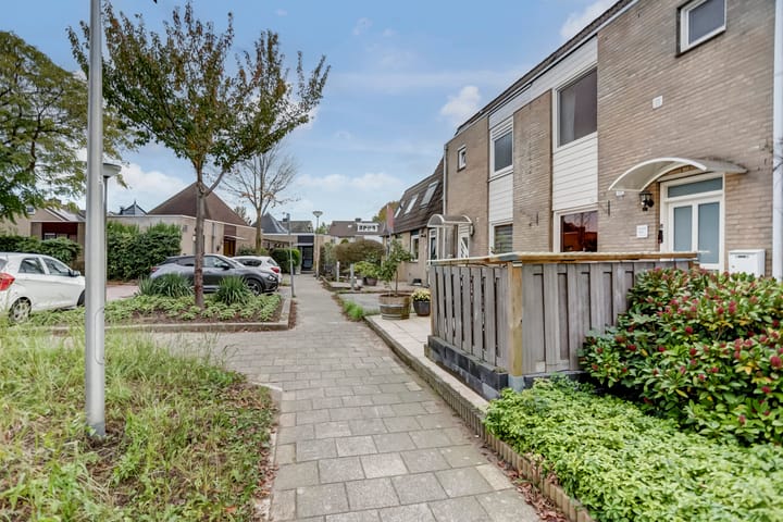 Foto 3 van Aristotelestuin 19