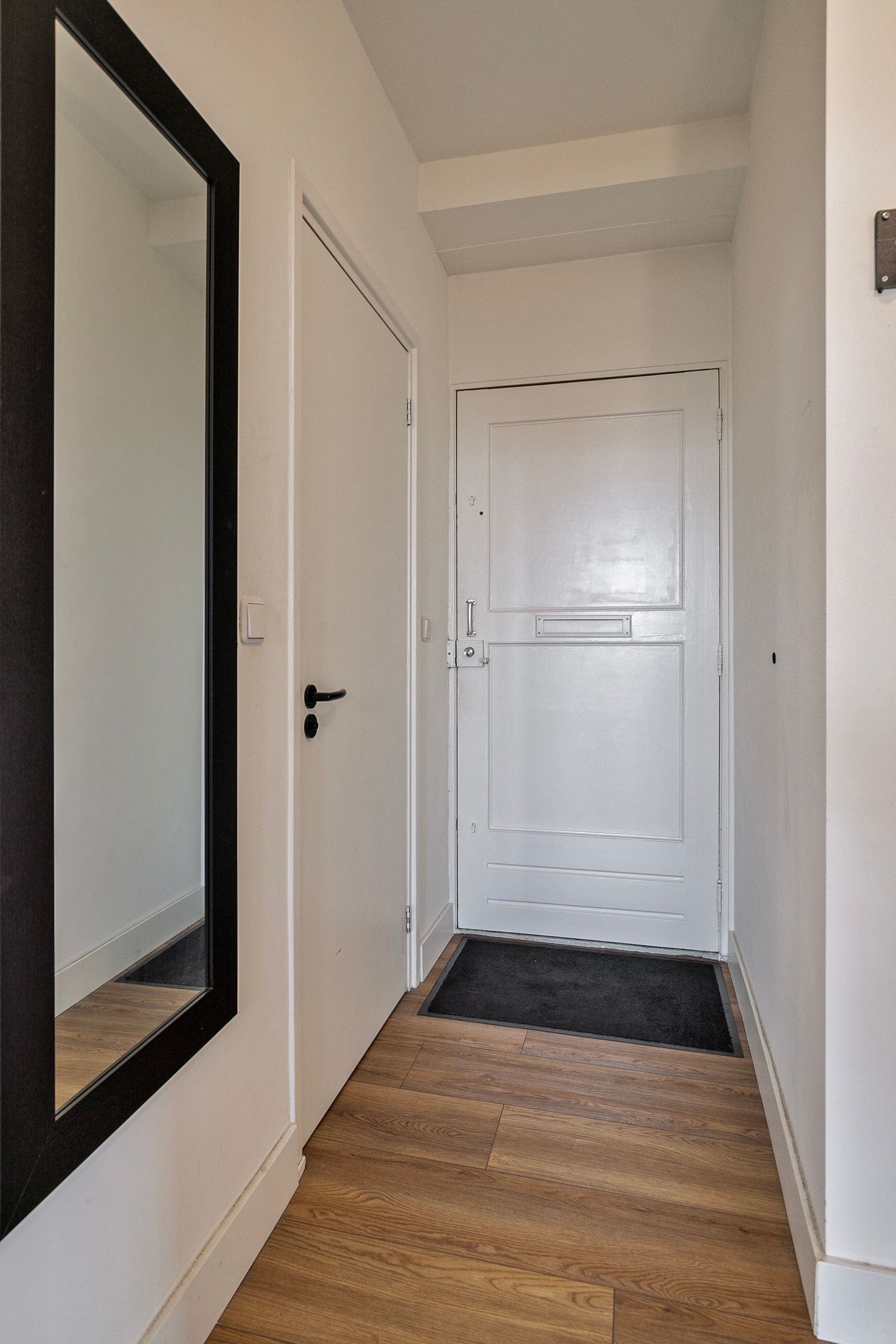 Photo 12 of Burgemeester van Alphenstraat 59-F10