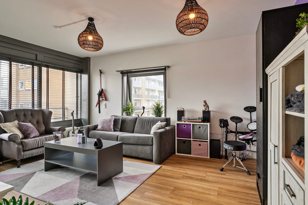 Photo 16 of Burgemeester van Alphenstraat 59-F10