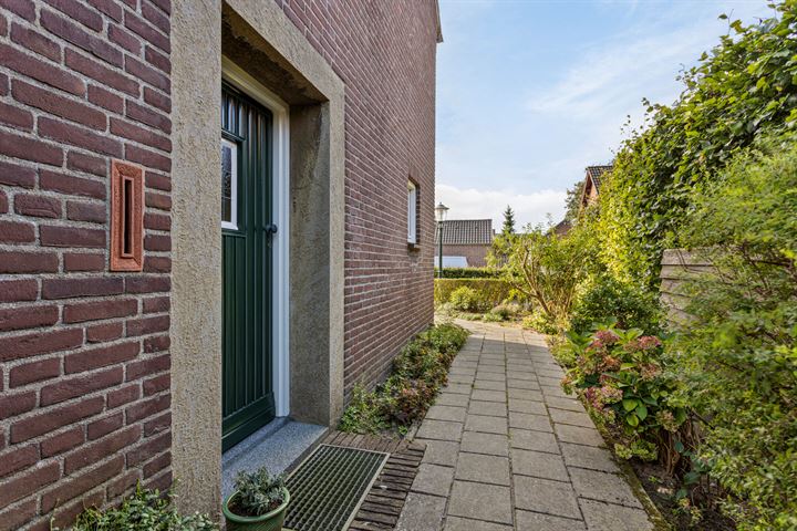 View photo 35 of Hoenderstraat 27-A