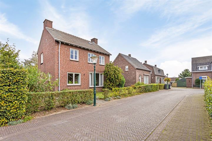 View photo 36 of Hoenderstraat 27-A