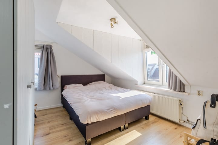 Photo 27 of Voorstraat 81