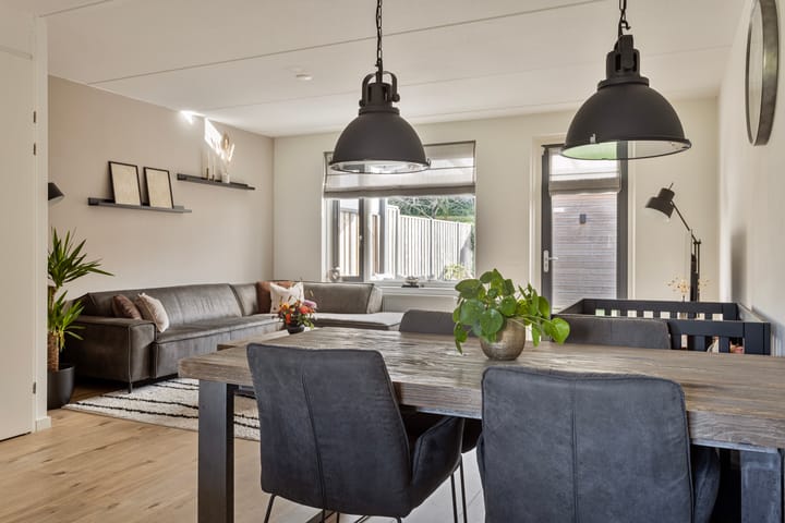 Foto 9 van Tinbergenplantsoen 33