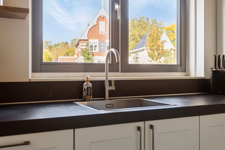 Foto 14 van Tinbergenplantsoen 33