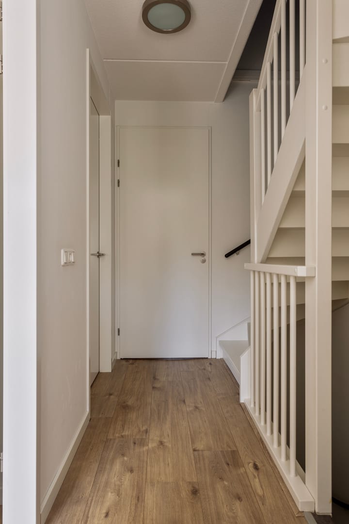 Foto 19 van Tinbergenplantsoen 33