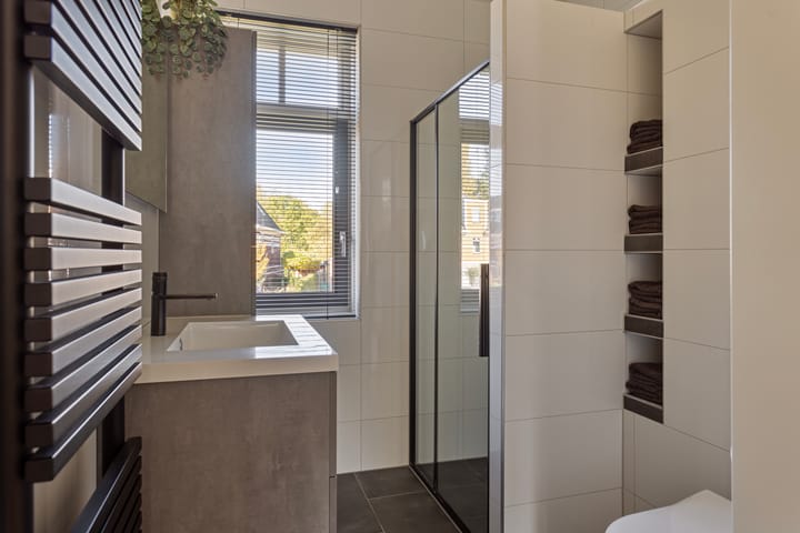 Foto 25 van Tinbergenplantsoen 33