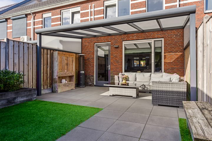 Foto 30 van Tinbergenplantsoen 33