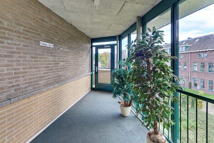 Foto 34 van Jan van Nassaupark 86