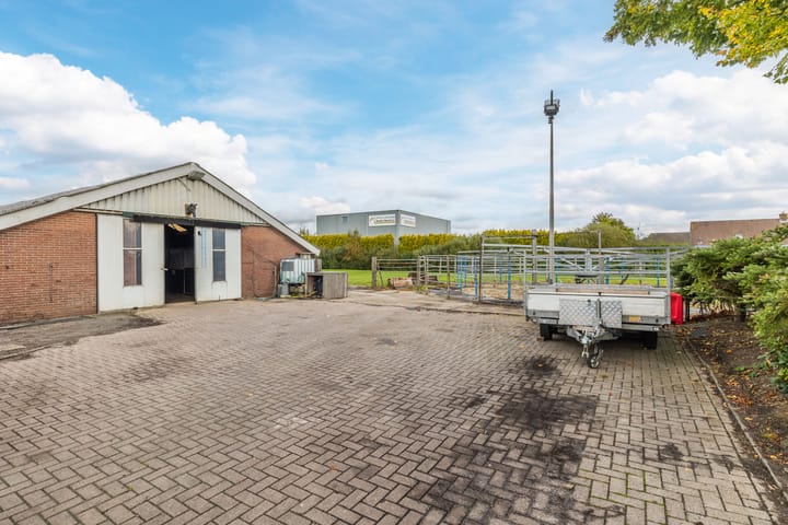 Foto 49 van Coevorderstraatweg 52