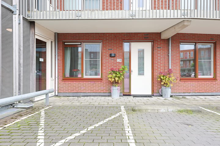 Foto 2 van Kaaikhof 139