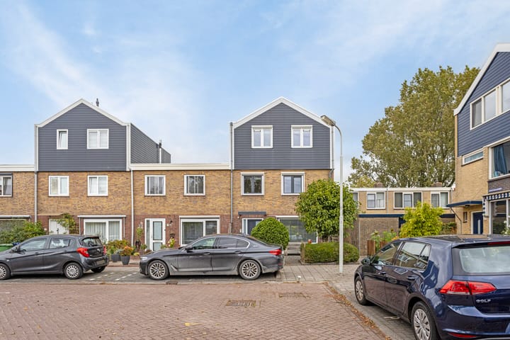 Foto 43 van Augustusbloemweg 21