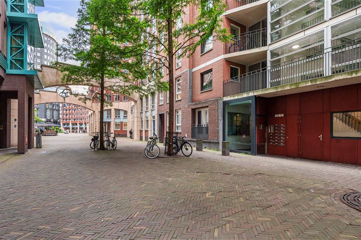 Bekijk foto 2 van Muzenstraat 46