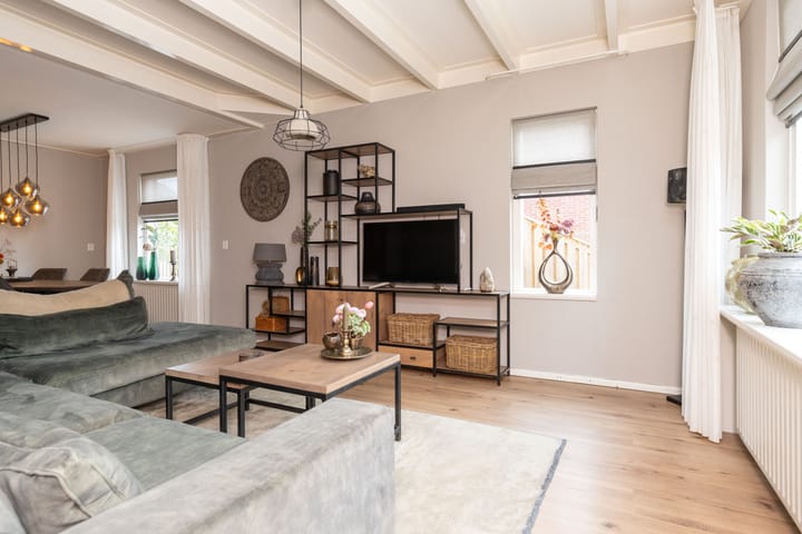 Photo 11 of Pieter Noordelooslaan 31