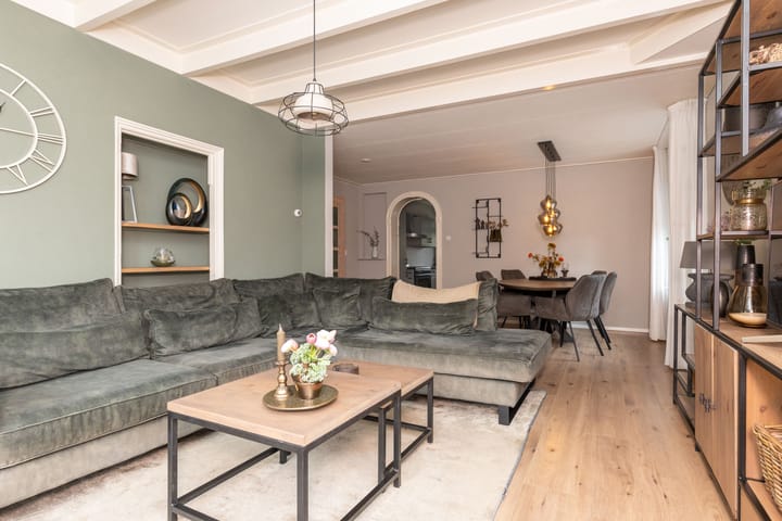 Photo 12 of Pieter Noordelooslaan 31