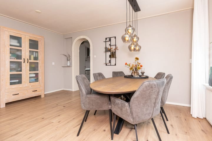 Photo 13 of Pieter Noordelooslaan 31