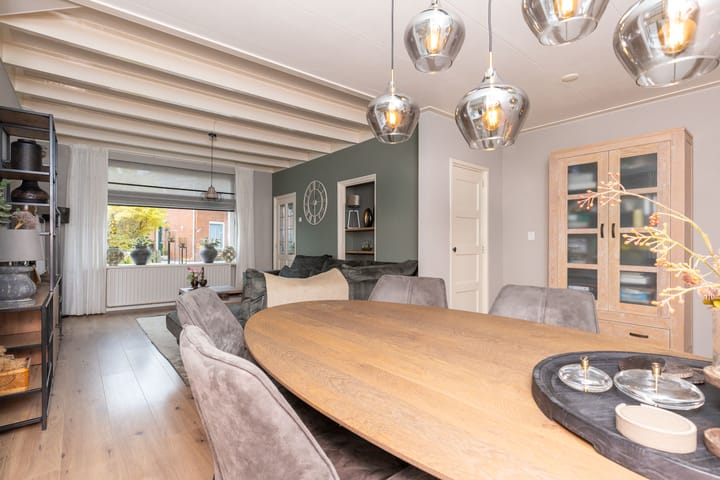 Photo 17 of Pieter Noordelooslaan 31