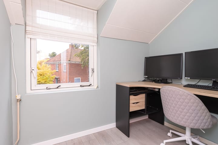 Photo 33 of Pieter Noordelooslaan 31