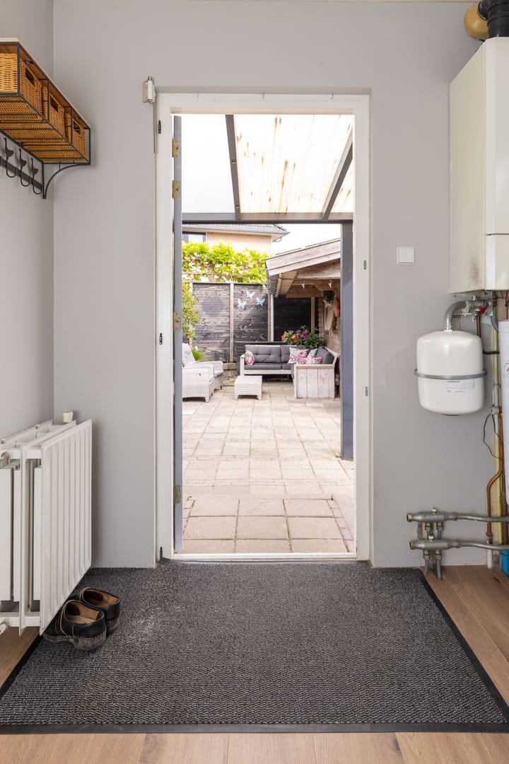 Photo 41 of Pieter Noordelooslaan 31