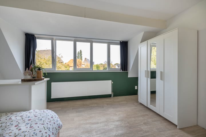 Foto 12 van Bornsestraat 106