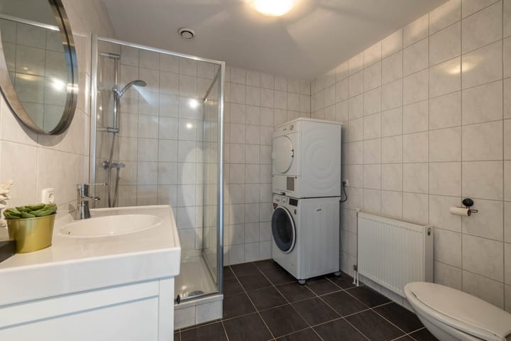 Foto 13 van Bornsestraat 106