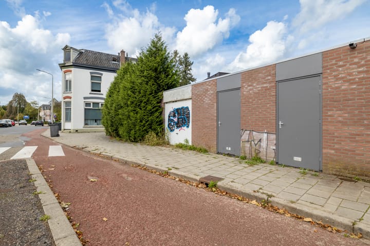 Foto 20 van Bornsestraat 106