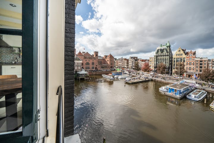 Foto 12 van Warmoesstraat 34-E