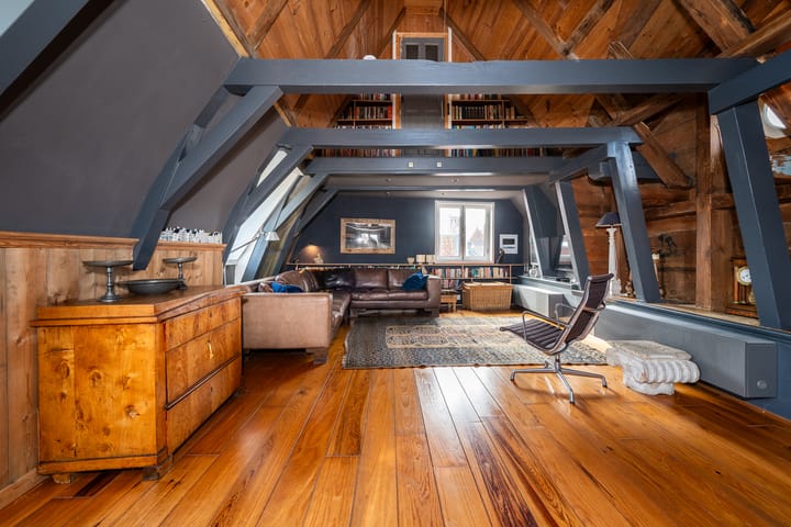 Foto 14 van Warmoesstraat 34-E