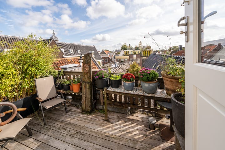 Foto 25 van Warmoesstraat 34-E