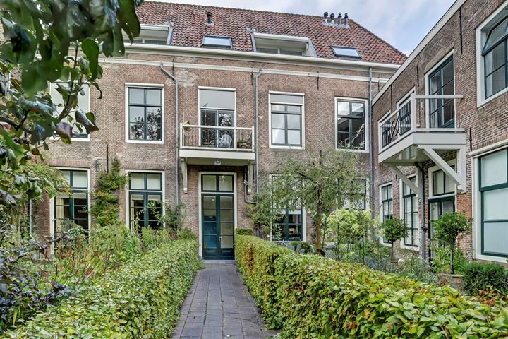 Bekijk foto 2 van Wagenaarstraat 12-E