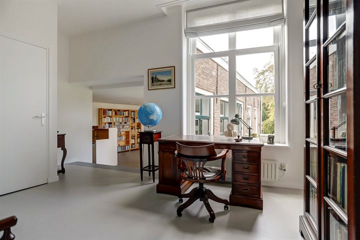 Bekijk foto 4 van Wagenaarstraat 12-E