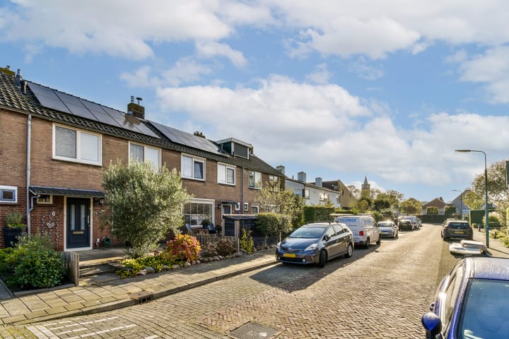 Foto 2 van Van Lyndenlaan 6